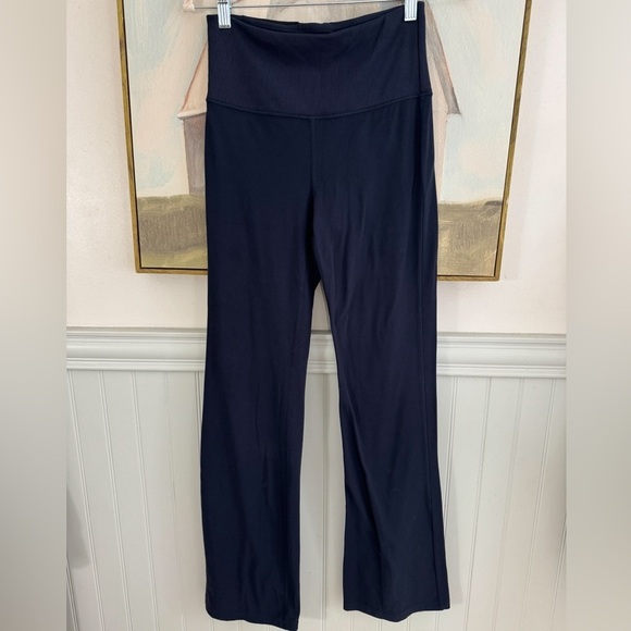 ATHLETA Studio Flare Pant Navy Blue Size Small - Picture 2 of 7